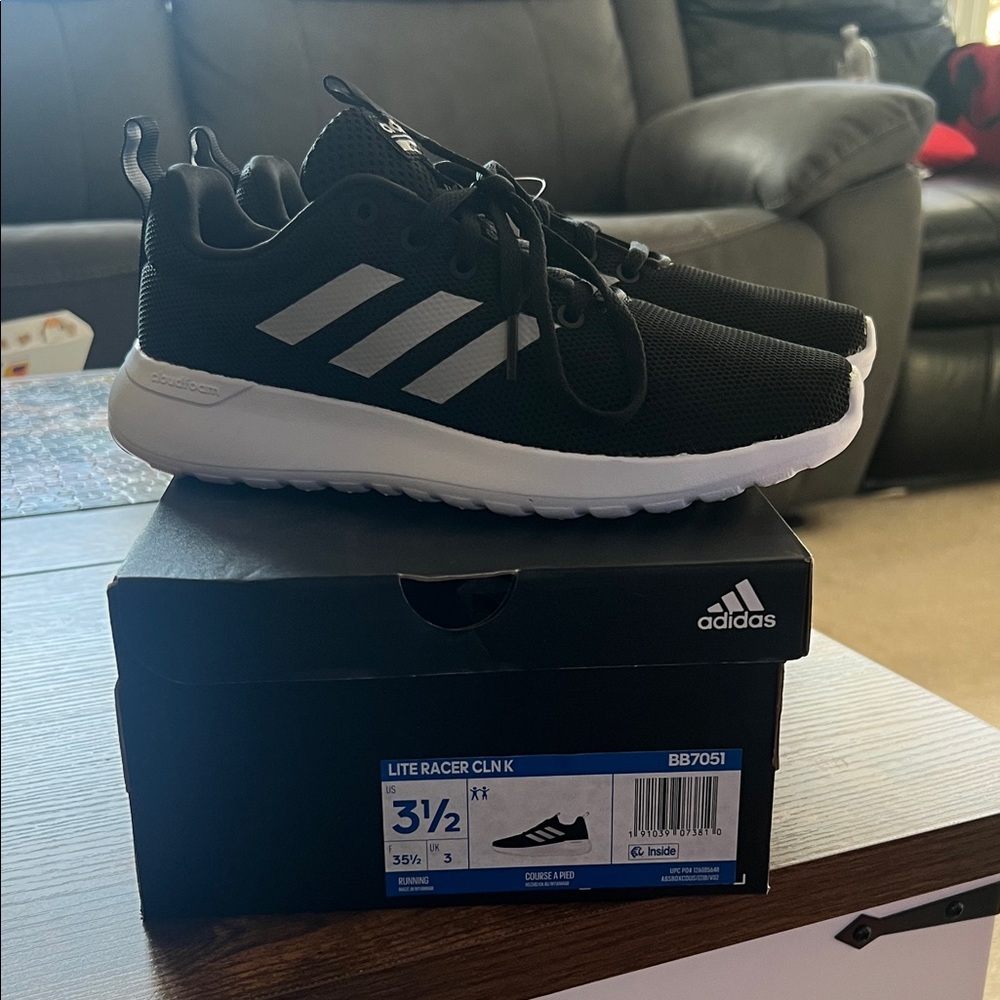 Adidas Lite Racer Black and White Sneakers